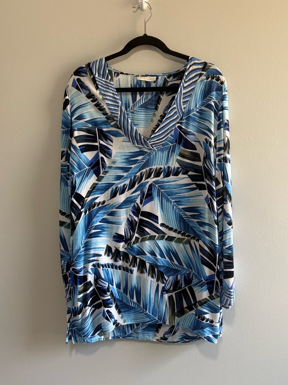 La Blanca Tropical Palm Print Tunic Cover Up Blue White Resort Cruise Swimwear